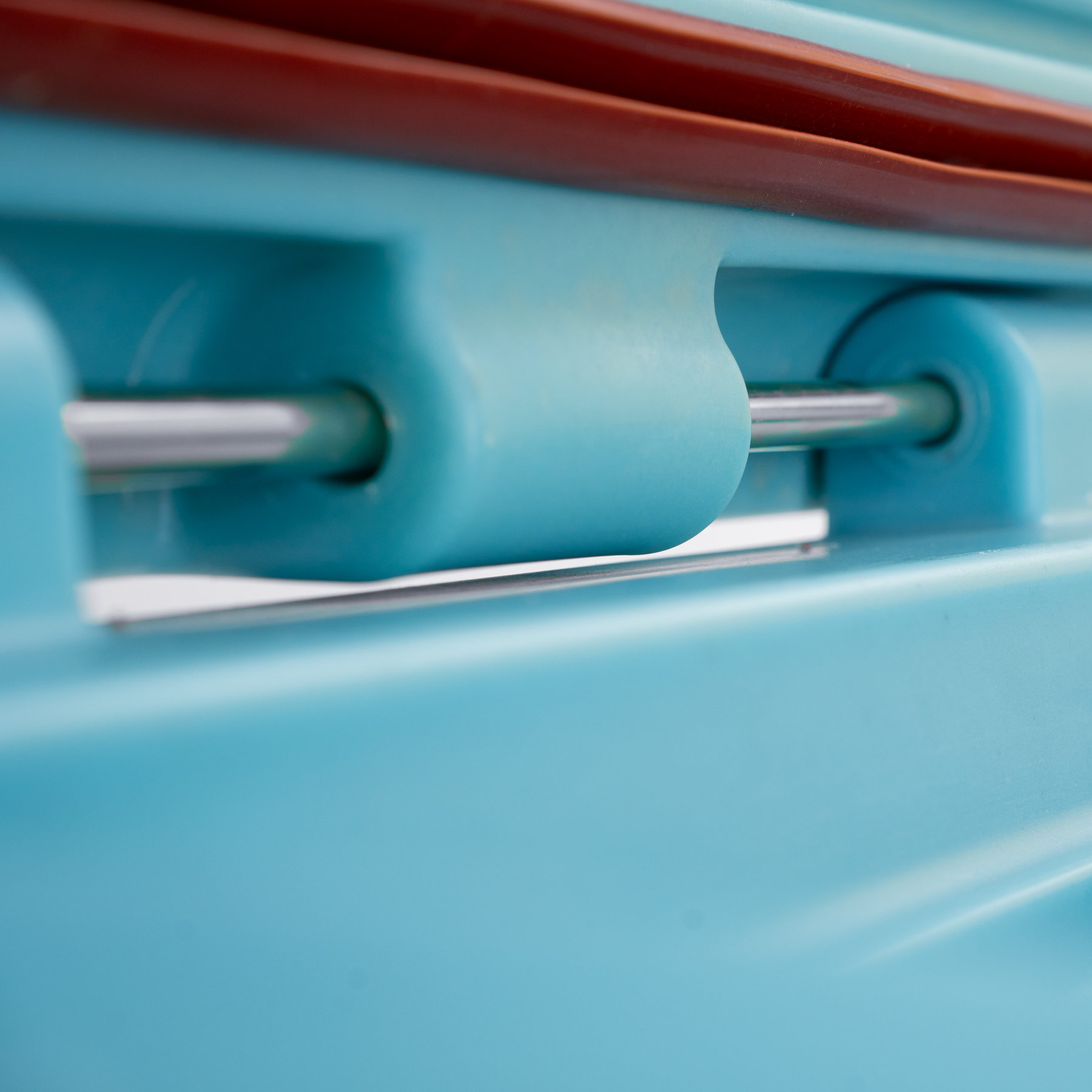 INSULATED BAC 160 OLIVO HINGE PIN