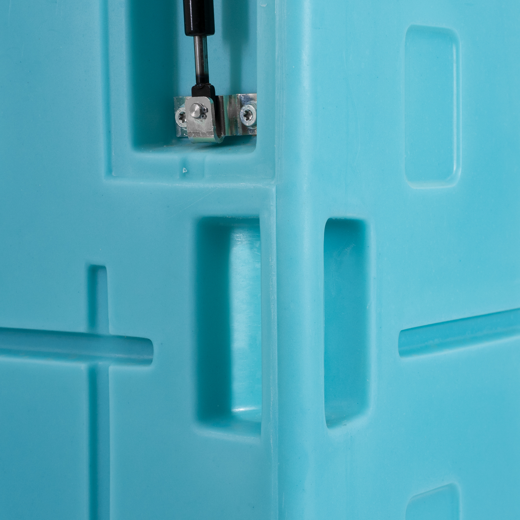 INSULATED BAC 420 OLIVO ROTOMOLDED REAR HANDLE